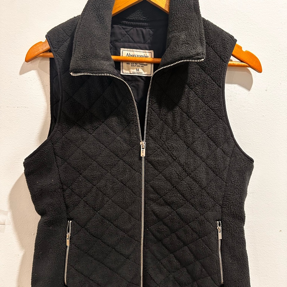 Abercrombie & Fitch Women's Black Fleece Vest